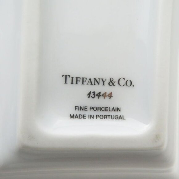 Tiffany & Co. Metallic Vidopoche Logo Small Plates 2 Pieces Hat